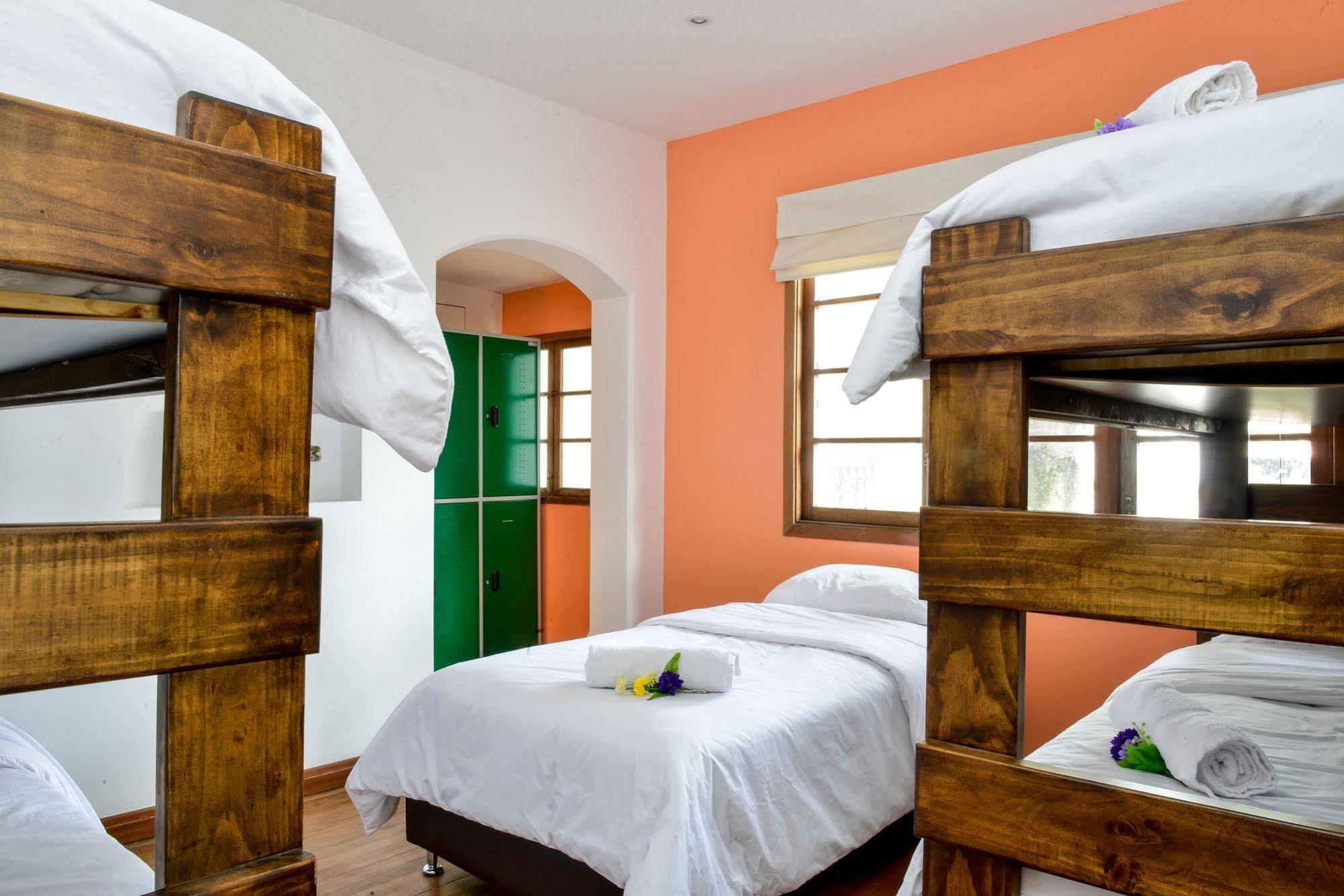Mi Llave Hostels Bogota Exterior photo