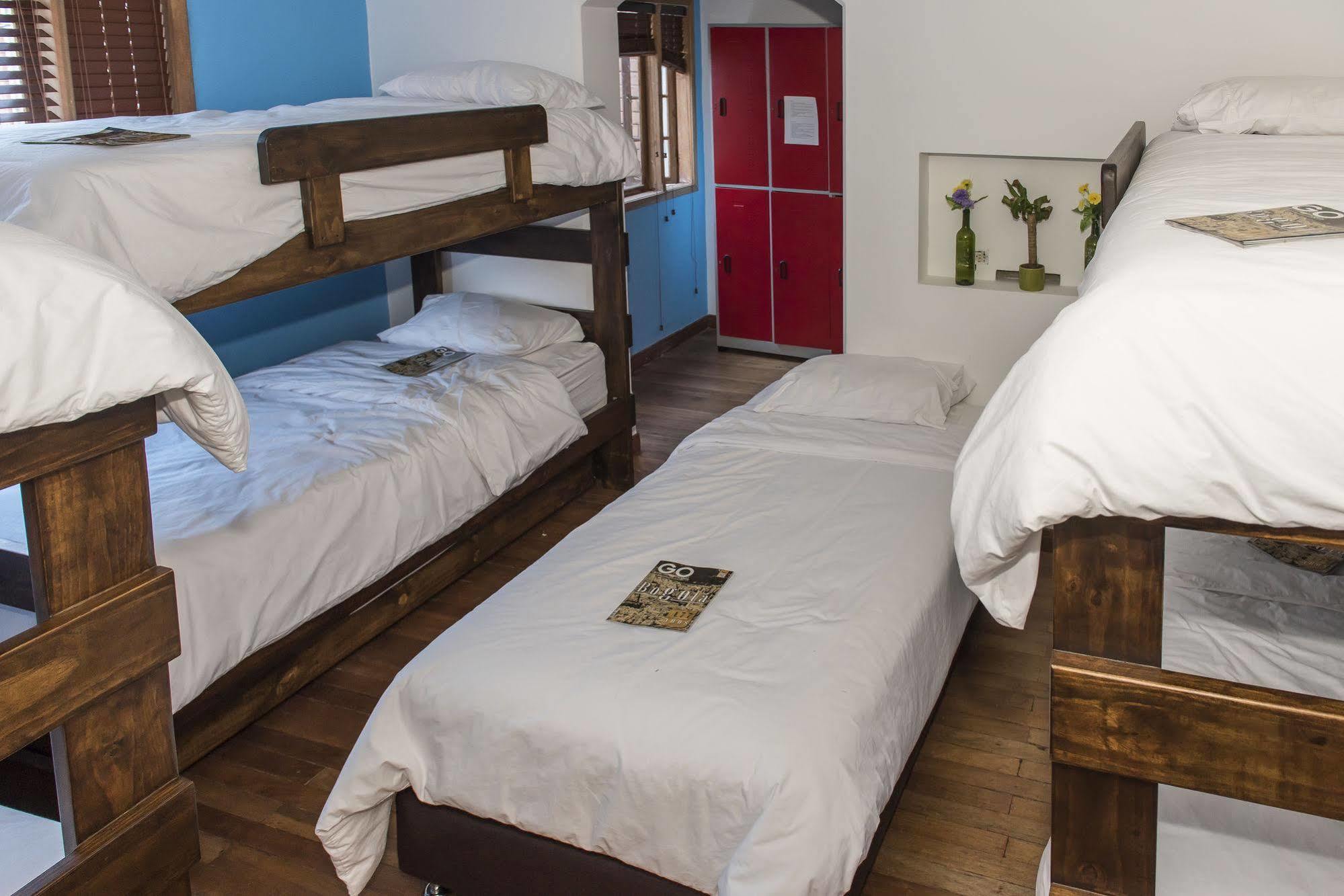 Mi Llave Hostels Bogota Exterior photo